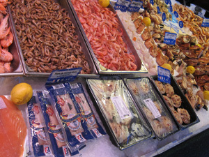 Marché poissons et crustacés